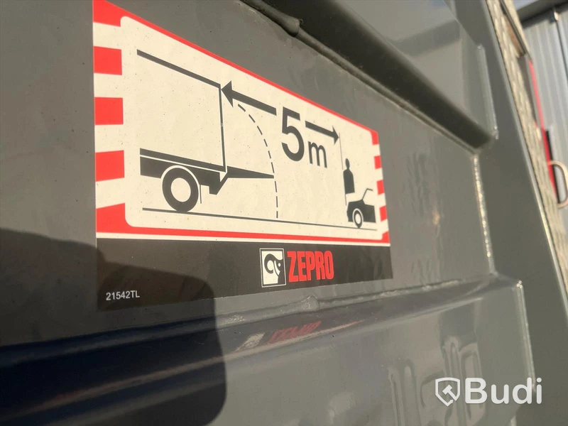 Lastbil Volvo FH 500 Yrkesutbildning Fjärrbil | 2022 | Automat | Öppningsbar sida | Nypris ca 2 800 000