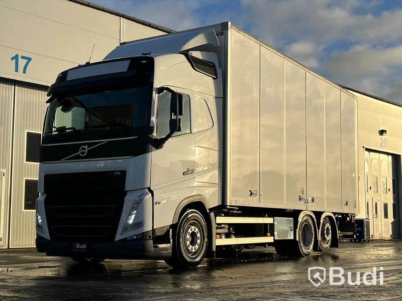 Lastbil Volvo FH 500 Yrkesutbildning Fjärrbil | 2022 | Automat | Öppningsbar sida | Nypris ca 2 800 000