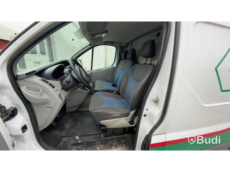 Skåpbil Renault Trafic 2.9t 2.0 dCi | 2011 (defekt motor)