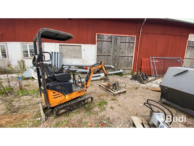 Minigrävare Hanix H09D inkl. 2 st skopor | 2010