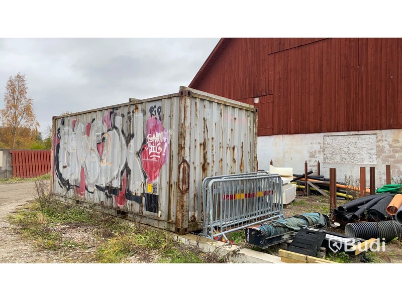 Container 20 fot med innehåll