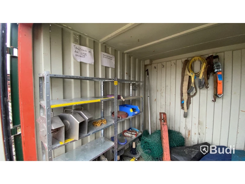 Container 10 fot med innehåll