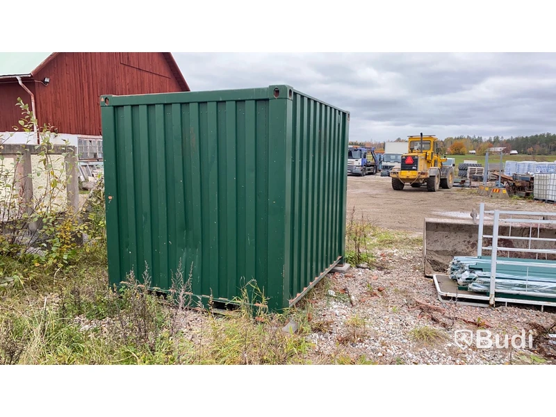 Container 10 fot med innehåll