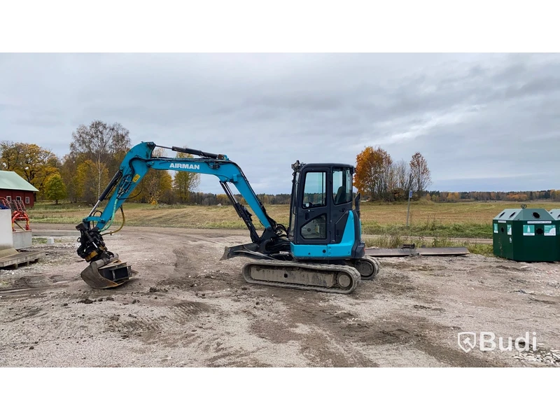 Bandgrävare Airman AX55U-6A | 5548h | tiltrotator & 2 st skopor | 2014