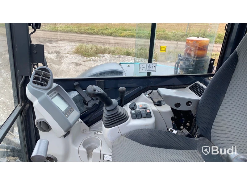 Bandgrävare Airman AX55U-6A | 5548h | tiltrotator & 2 st skopor | 2014