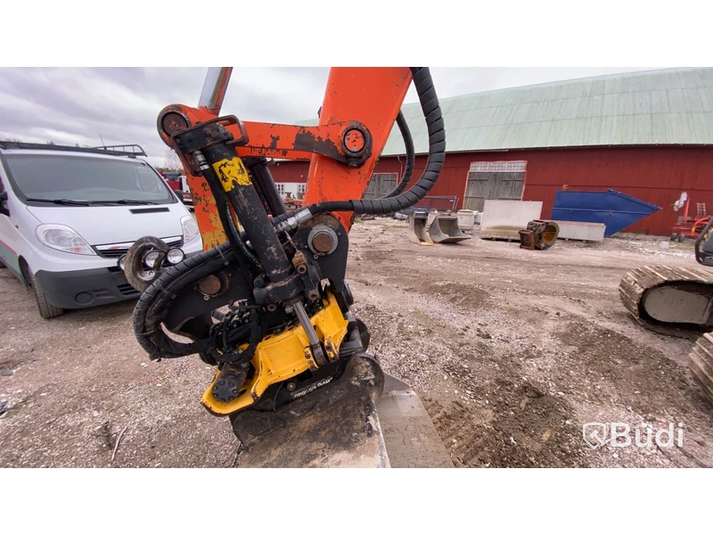 Bandgrävare Hitachi Zaxis ZX110-3 | 11586h | tiltrotator & 3 st skopor  | 2008