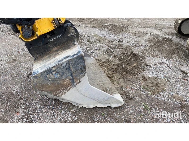 Bandgrävare Hitachi Zaxis ZX110-3 | 11586h | tiltrotator & 3 st skopor  | 2008