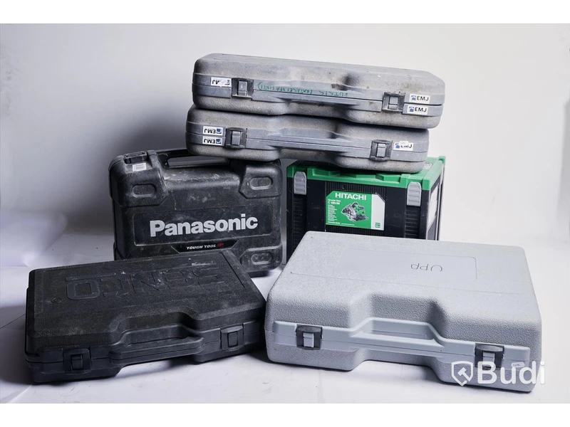 Diverse verktyg, spikpistol, cirkelsåg bla – Meec Tools, Hitachi, Panasonic,