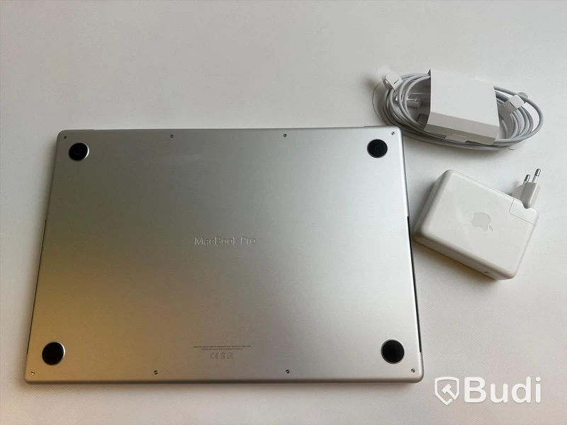 Apple MacBook Pro 16 tum -2022 - M2 PRO