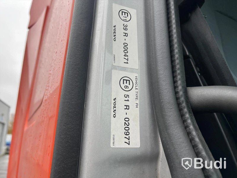Dragbil  VOLVO FH 400 4X2 -2009 | Megadragare/Low deck | Automat - EXPORT