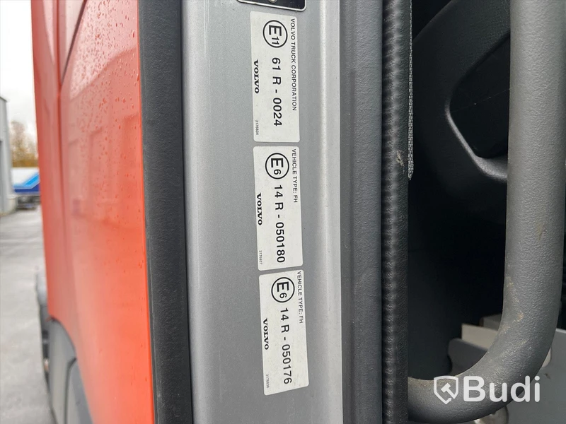 Dragbil  VOLVO FH 400 4X2 -2009 | Megadragare/Low deck | Automat - EXPORT
