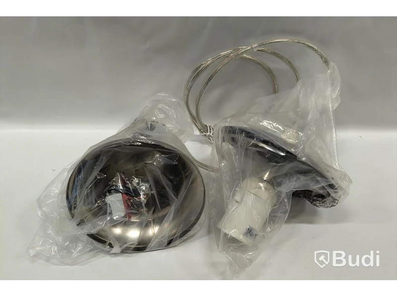 Malmberg Global Hängarmatur, 25cm samt et extra kabelställ.