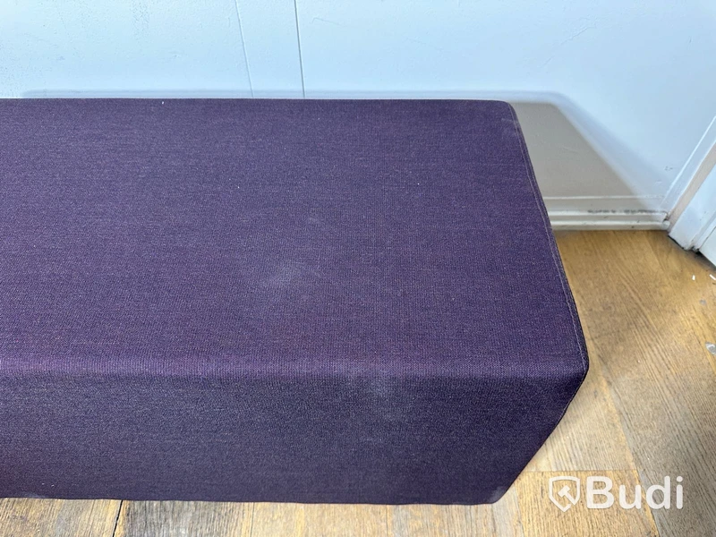 Pall Johanson 80x40x44 cm