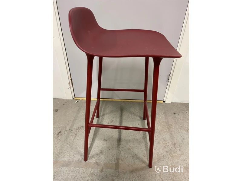 Barstol Normann Copenhagen 65 cm Röd