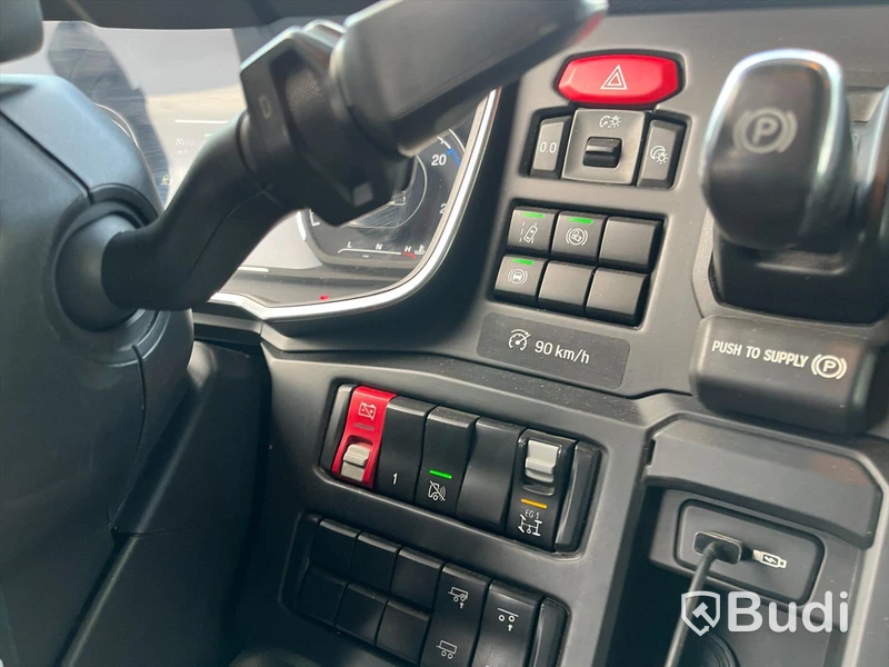 Bodbil Scania G450 8x2| 2018 | Automat | Palfinger PK 42 med Jibb