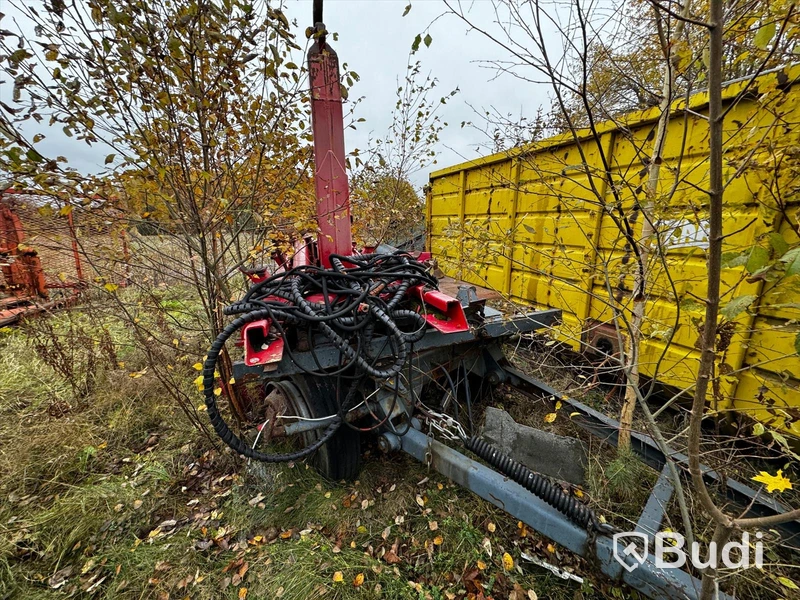 Släp reparationsobjekt med äldre lastväxlare ej monterad