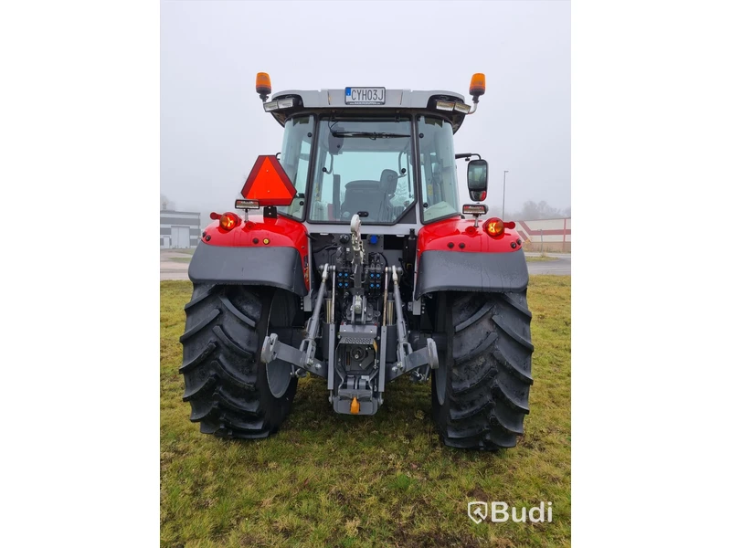 Massey Ferguson 5S.125 Essential Dyna-4 2022 endast 122 timmar.