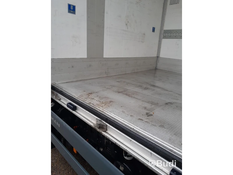 Lastbil MAN TGX XXL-Hytt 26.580 6x2-2  | 2017 | Automat | 580hk | Fjärrbil | Reparationsobjekt
