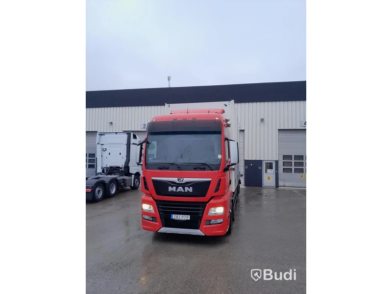 Lastbil MAN TGX XXL-Hytt 26.580 6x2-2  | 2017 | Automat | 580hk | Fjärrbil | Reparationsobjekt