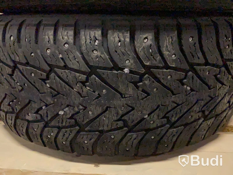 Dubbade vinterhjul till Toyota 265/65R17 MS