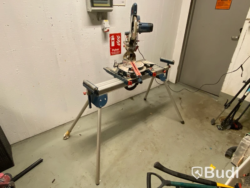 Kap & gersåg med Stativ, Bosch