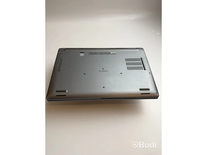 Dell Precision 3560 inkl laddare, dock och väska OBS! Inget OS - defekt