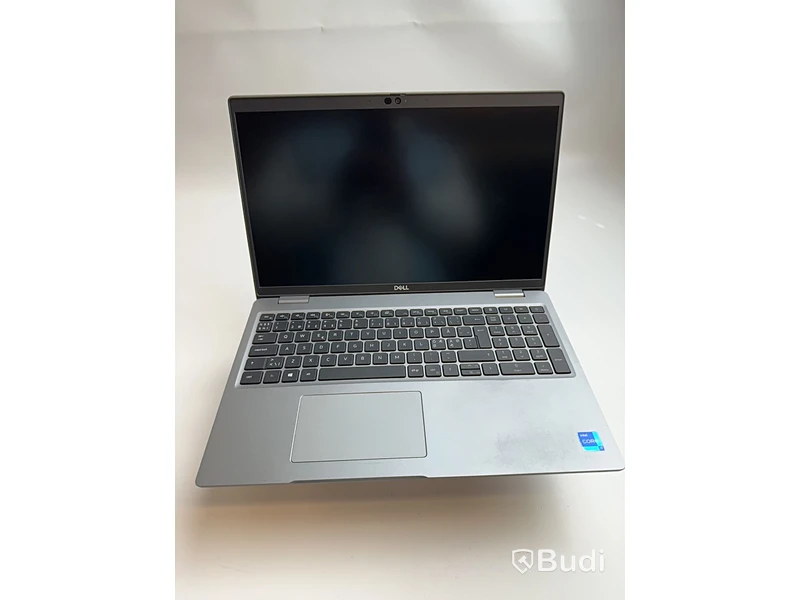 Dell Precision 3560 inkl laddare och en väska OBS! Inget OS