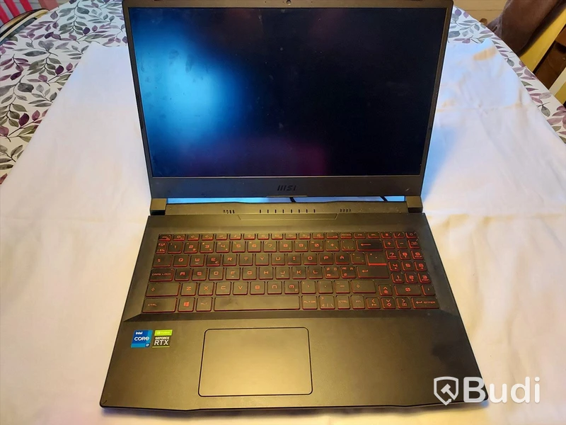 MSI Katana GF-11UG Gaming laptop