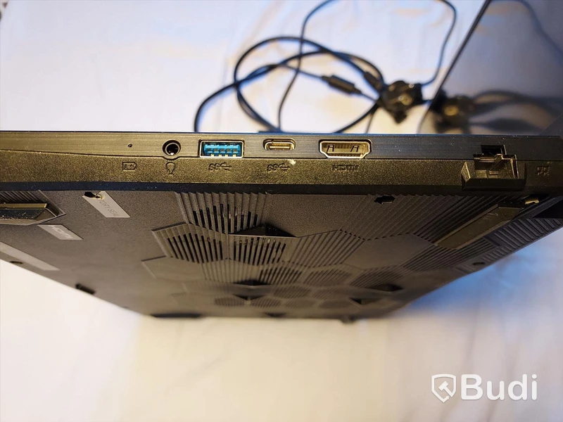 MSI Katana GF-11UG Gaming laptop