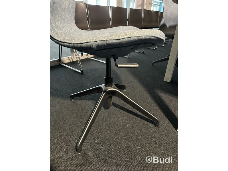 Konferensbord  och 12 st stolar