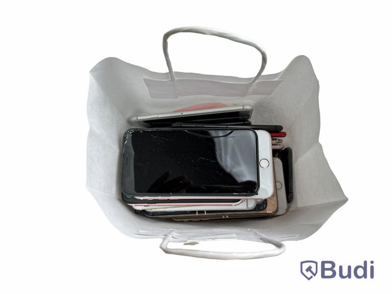 Parti med reklamerade iPhones, 50st