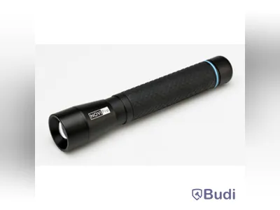 2 st. Novipro Ficklampa Led 300Lm. Ord pris inkl. moms ca: 1000kr