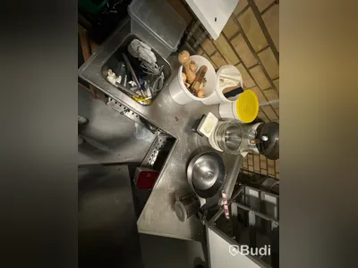 Rostfri hörnbänk med ho