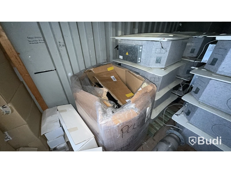 20 fots container med innehåll