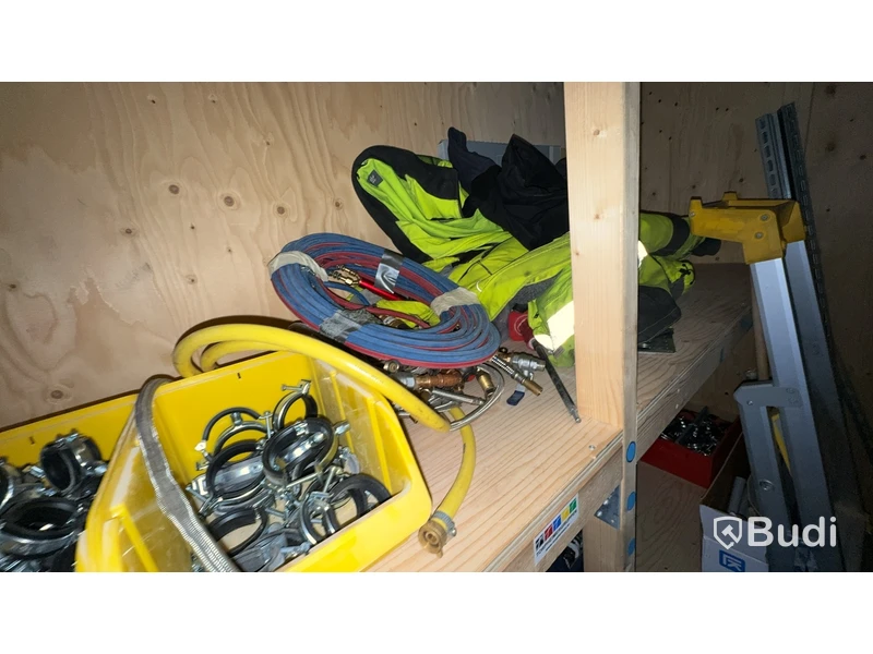 20 fots container med innehåll
