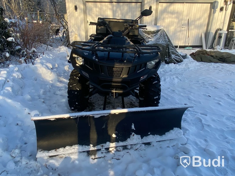 ATV Dinli Centhor 700 | 2443 km | 202h | 2012