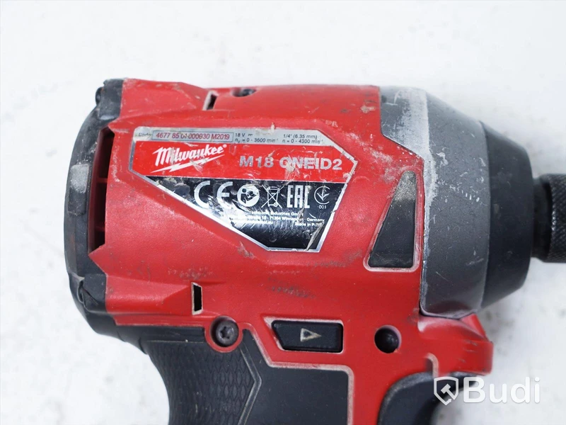 Borrskruvdragare och Slagskruvdragare - Milwaukee M18 ONEID2 och M18 CBLDD, OBS! Säljs utan batteri och laddare.