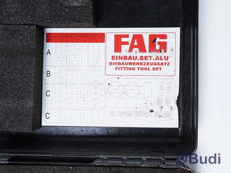 Fitting Tool Set - FAG, OBS! Delar kan saknas, ena spännet som låser verktygslådan är trasigt.