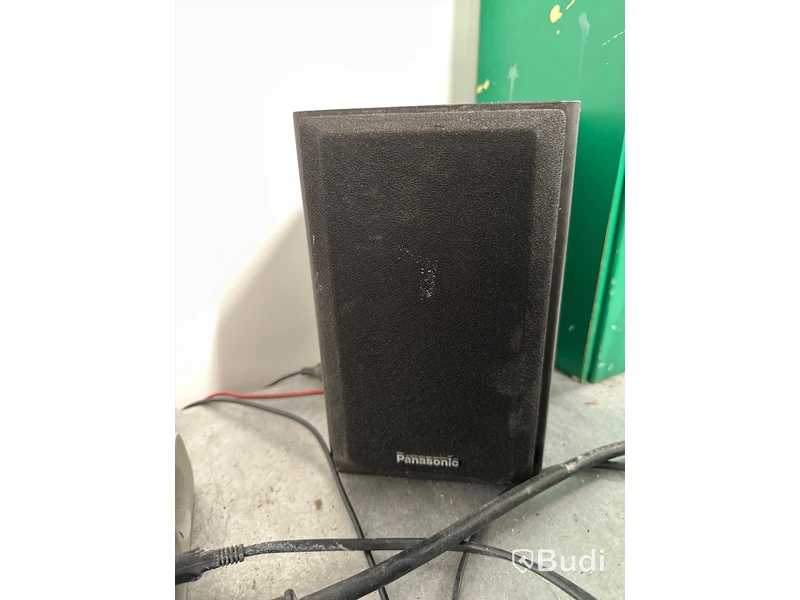 Stereo och 2 st högtalare Panasonic