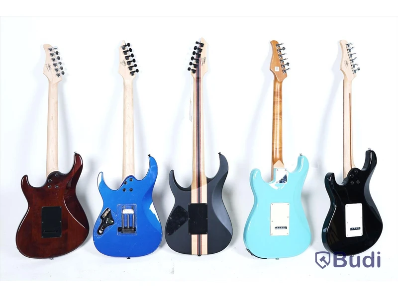 Elgitarr 5 st - Cort & Gtrs. OBS! Defekta, reklamerade, okänd funktion.