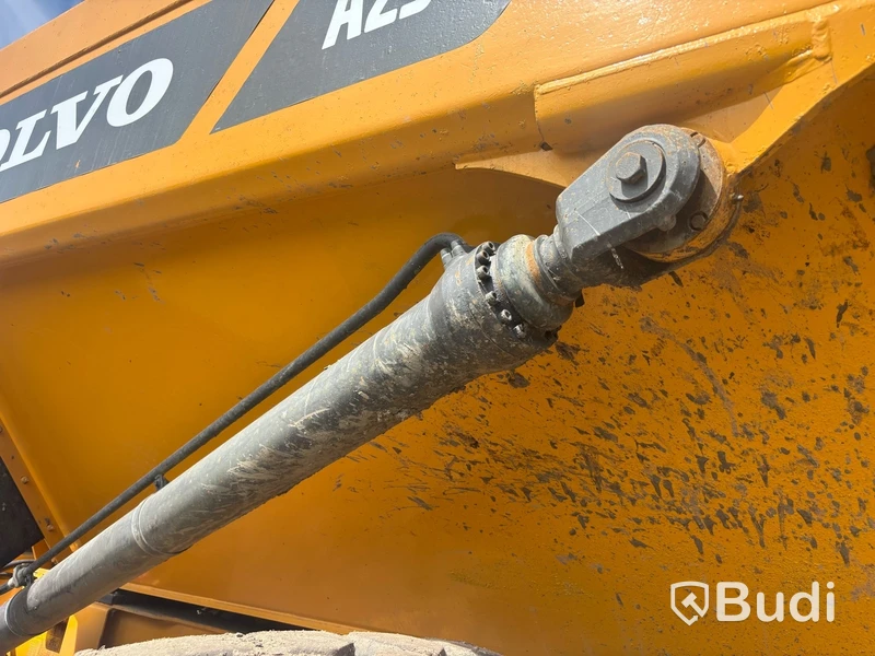 Volvo A25G Dump Truck - 2016 | DIESEL