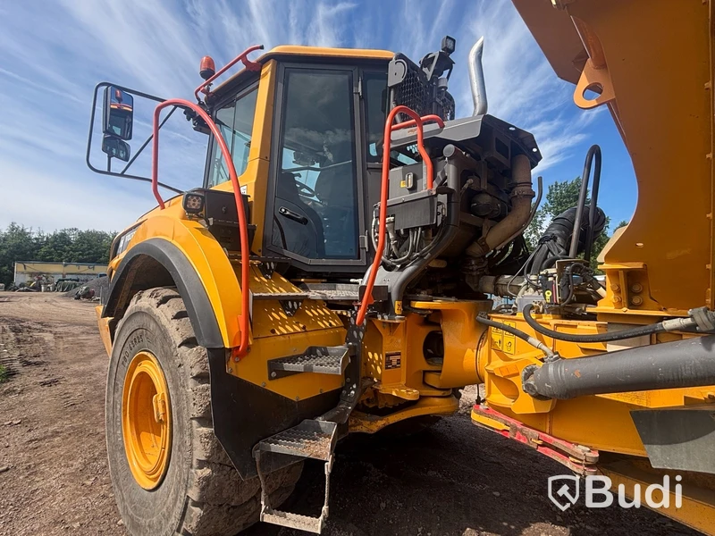 Volvo A25G Dump Truck - 2016 | DIESEL