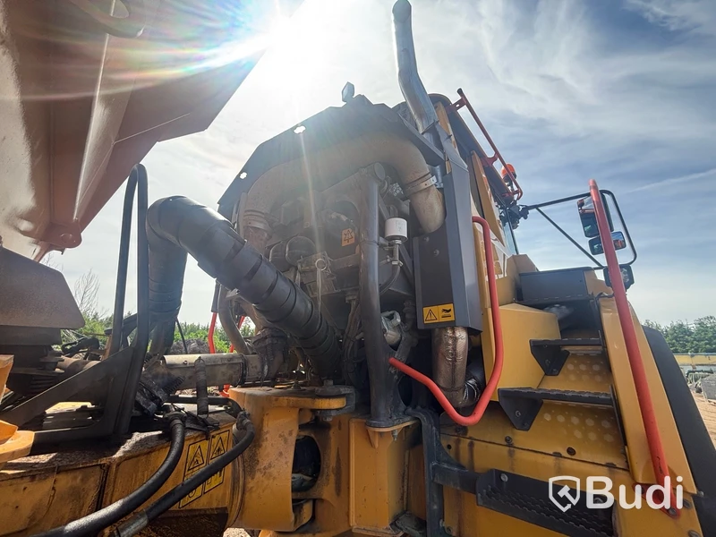Volvo A25G Dump Truck - 2016 | DIESEL