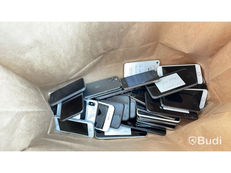 Mobil Parti med reklamerade Apple  iPhones, 35 st.