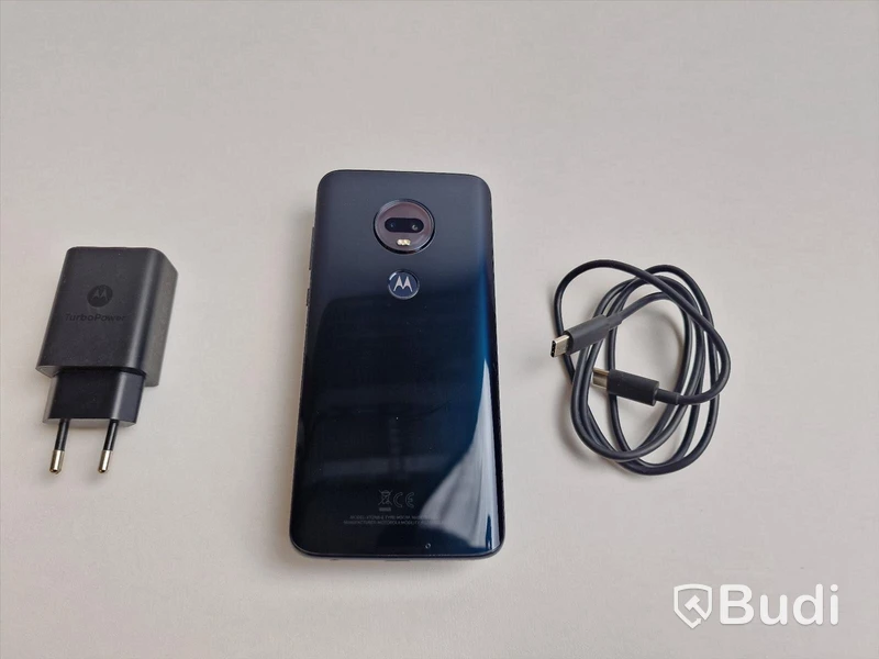 Mobil Motorola moto g 7 Plus 64GB, med originalförpackning, inkl. laddare.