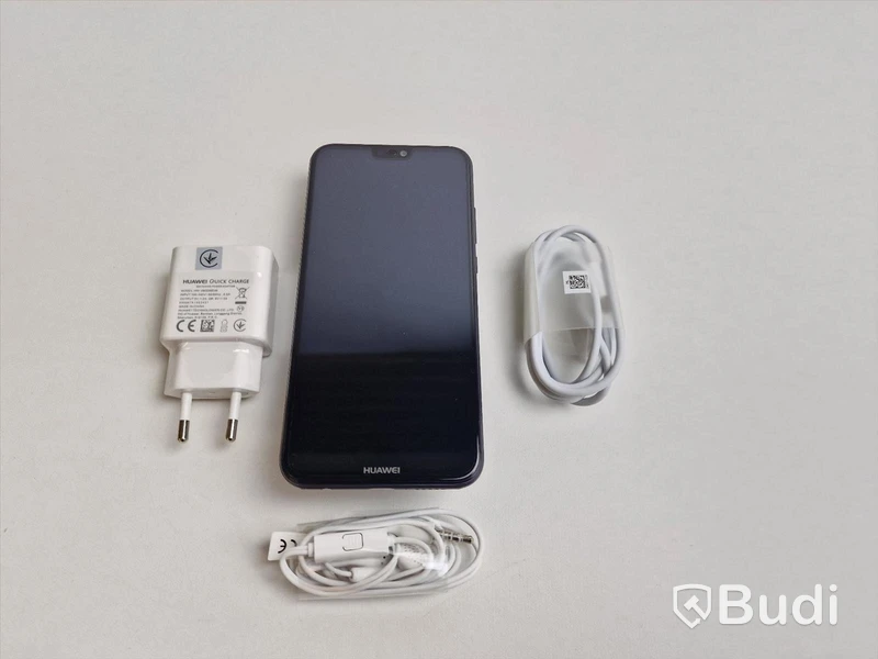 Mobil Huawei P20 Lite 64GB, med originalförpackning, inkl. laddare.