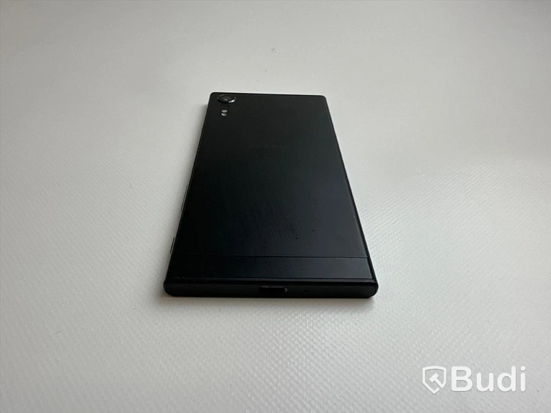 Mobil Sony Xperia XZs 32GB, svart, med originalförpackning, inkl. laddare.