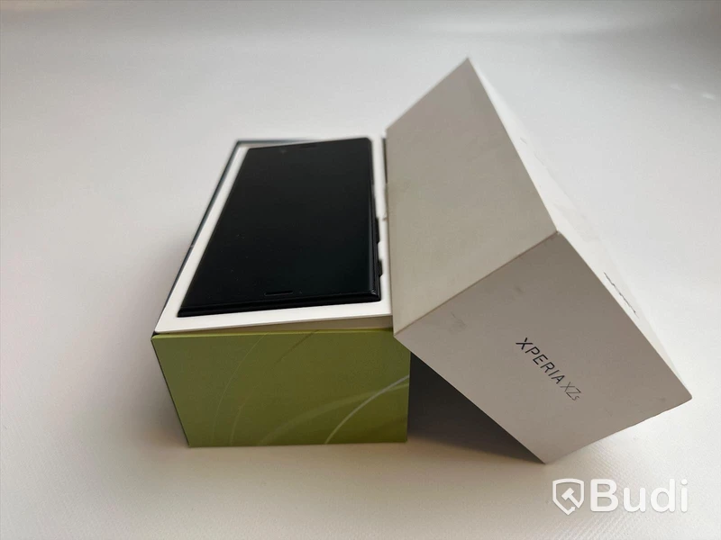 Mobil Sony Xperia XZs 32GB svart med originalförpackning inkl laddare