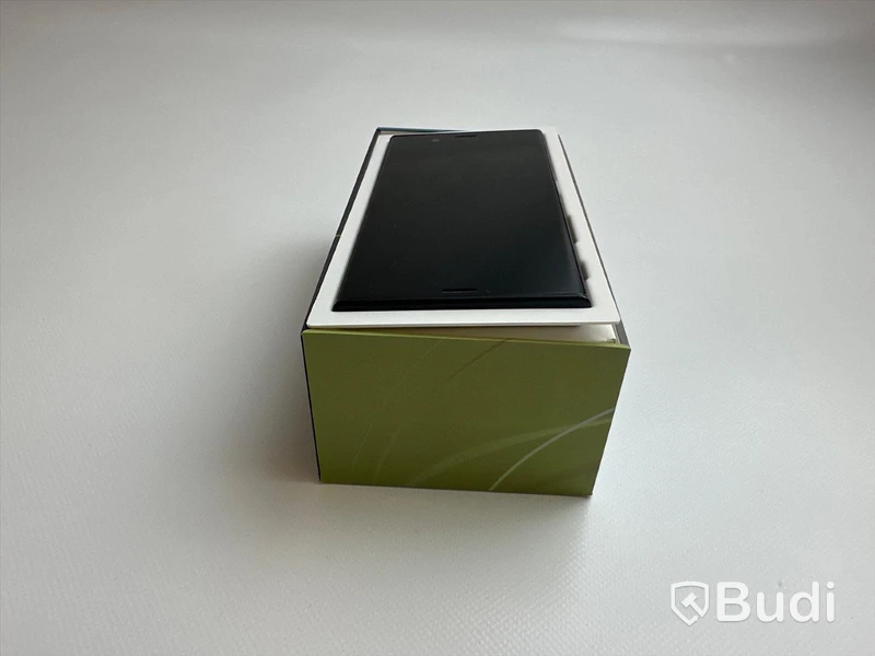 Mobil Sony Xperia XZs 32GB svart med originalförpackning inkl laddare