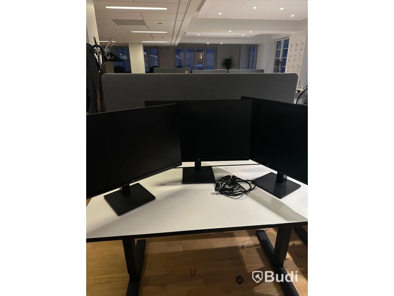 3St. Hp P27Q G4 27” TUM QHD IPS.